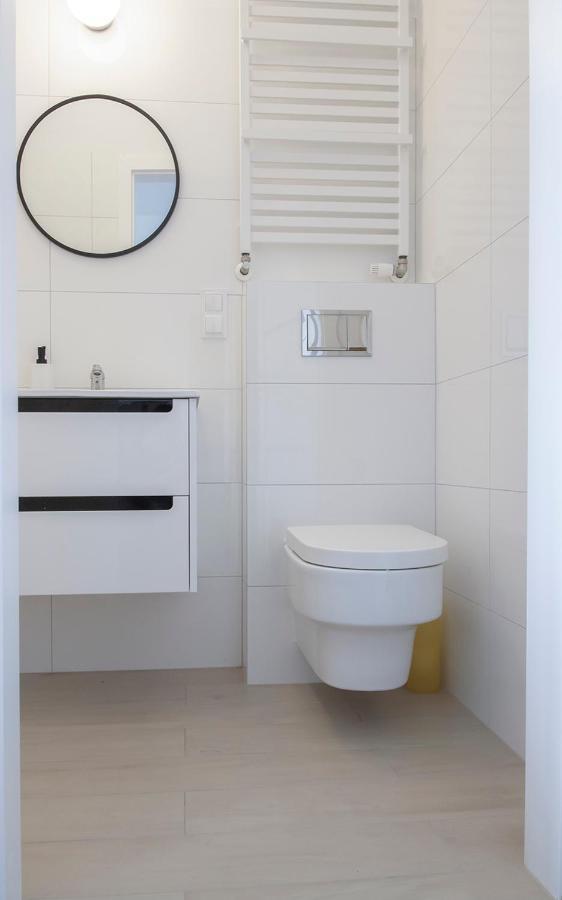 Apartament Plaza Zachodnia - 400 M Do Morza Kolobrzeg Ngoại thất bức ảnh