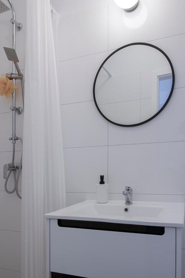 Apartament Plaza Zachodnia - 400 M Do Morza Kolobrzeg Ngoại thất bức ảnh